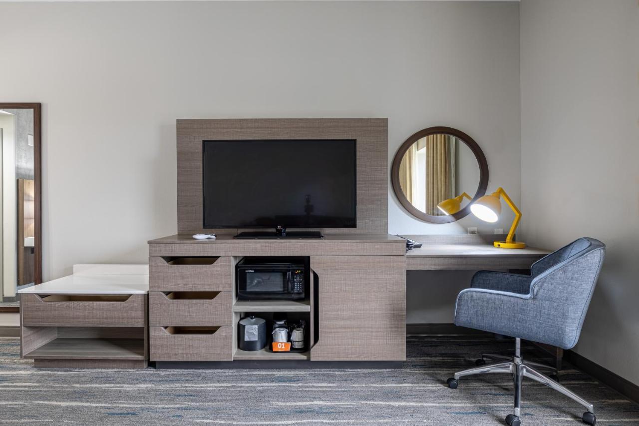 Hampton Inn Knoxville-West At Cedar Bluff Buitenkant foto