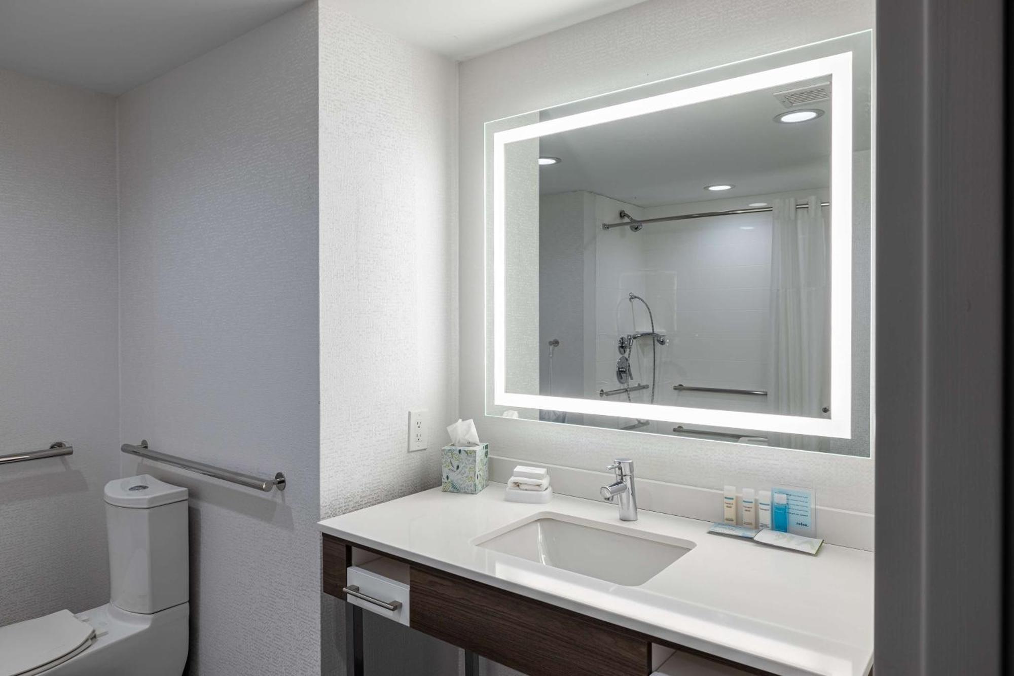 Hampton Inn Knoxville-West At Cedar Bluff Buitenkant foto